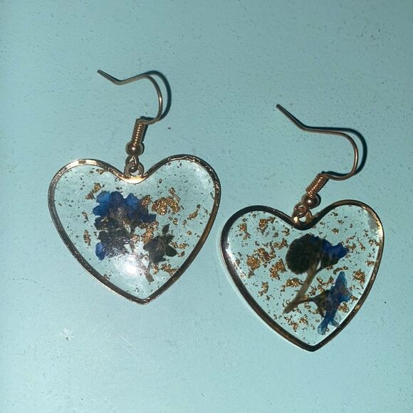 Pressed Flower Drop Heart Earrings - Picture 2 of 5